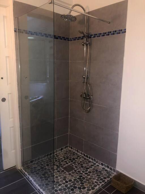 Studio Cosy Avec Piscine Saint-Joseph Ngoại thất bức ảnh
